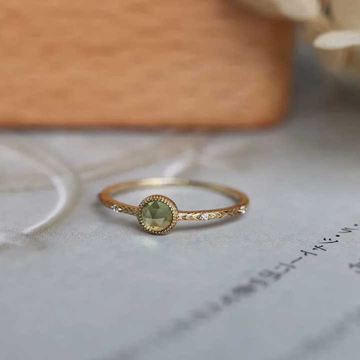 Opinie Srebrny pierścionek z Peridotem i diamentami - delikatna biż… sklep online