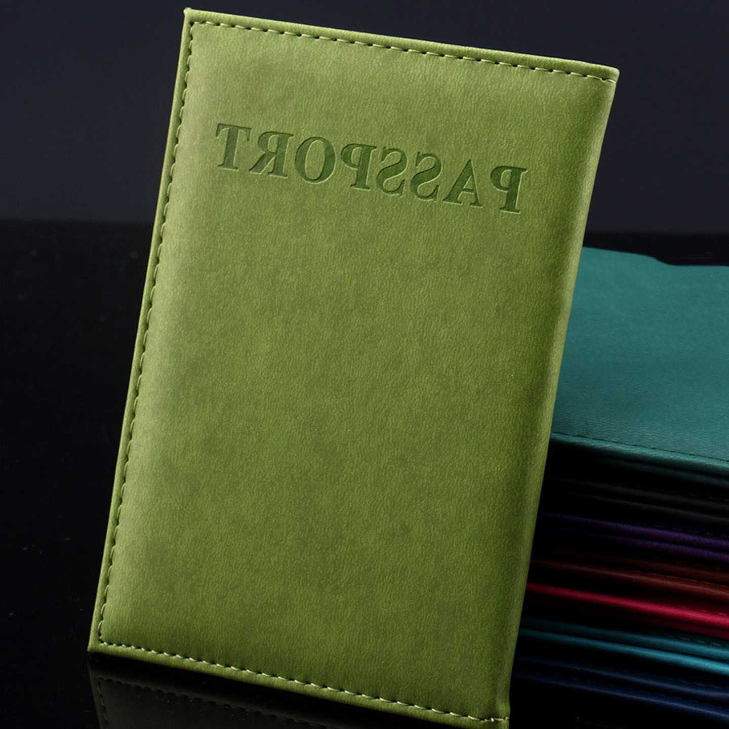 Opinie Miękkie etui na paszport w cukierkowym kolorze z futerałem T… sklep online