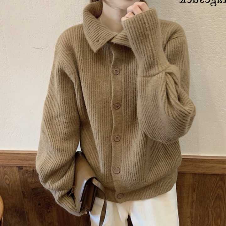 Sweter-kamizelka bez rękawów z dzianiny - nowa moda na jesie…
